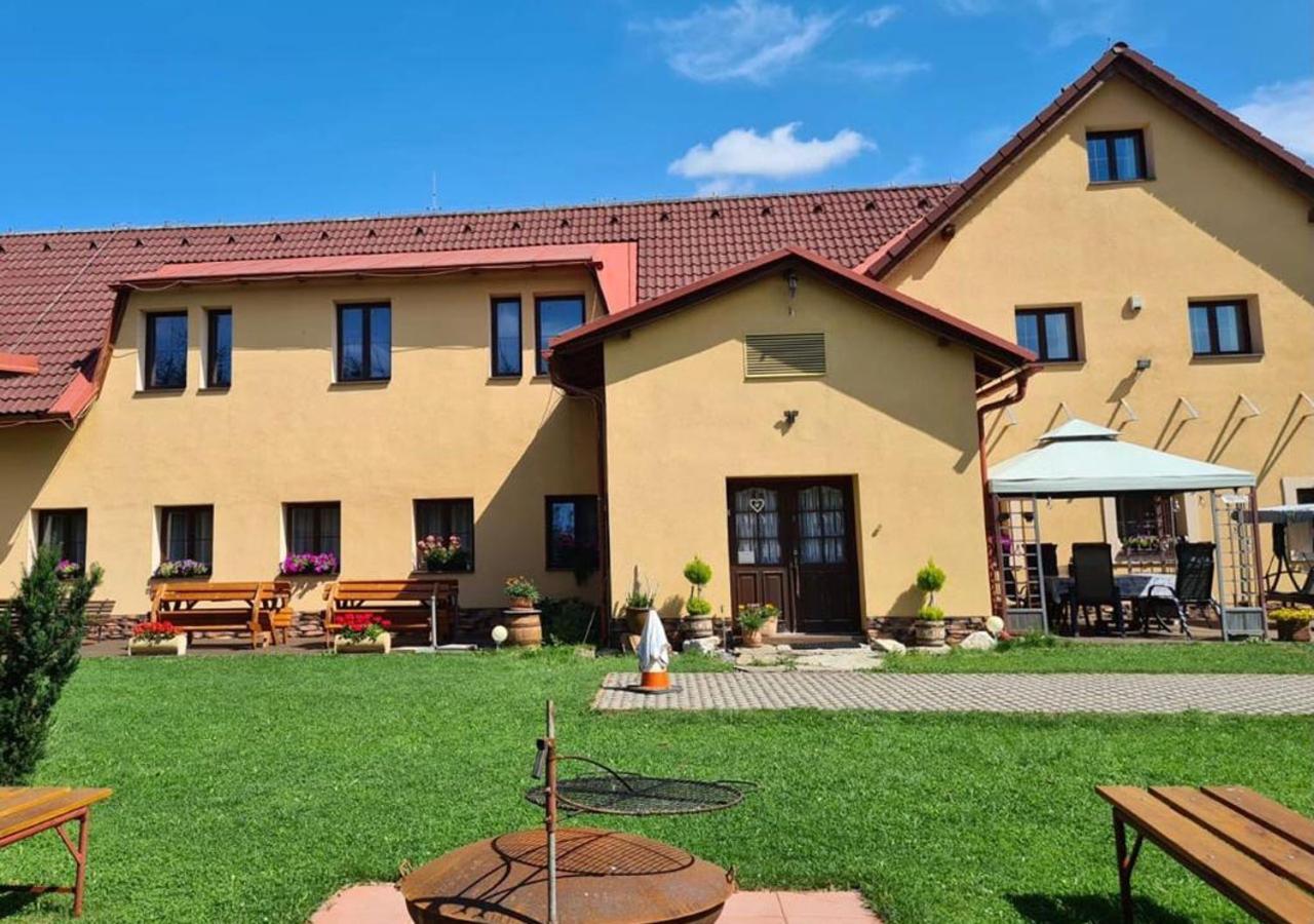Ferienwohnung Rezidence Lipka Králíky Exterior foto